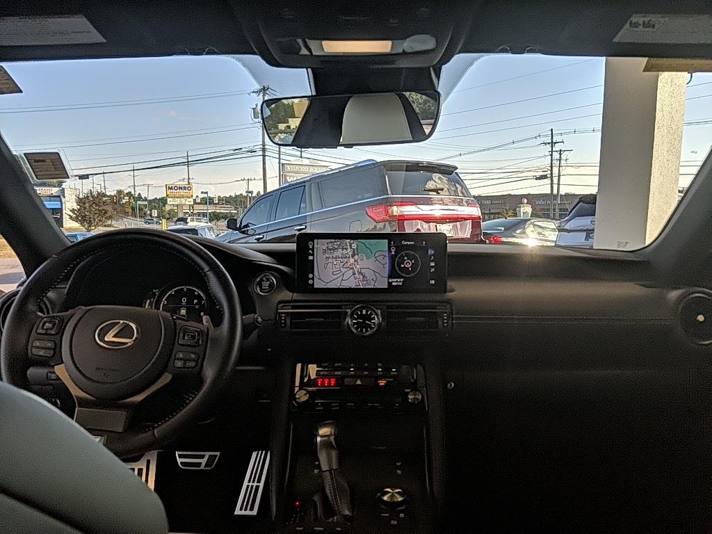2025 Lexus IS 350 F SPORT photo 14