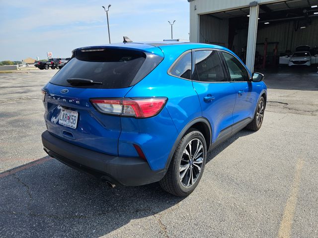 2021 Ford Escape SE photo 5
