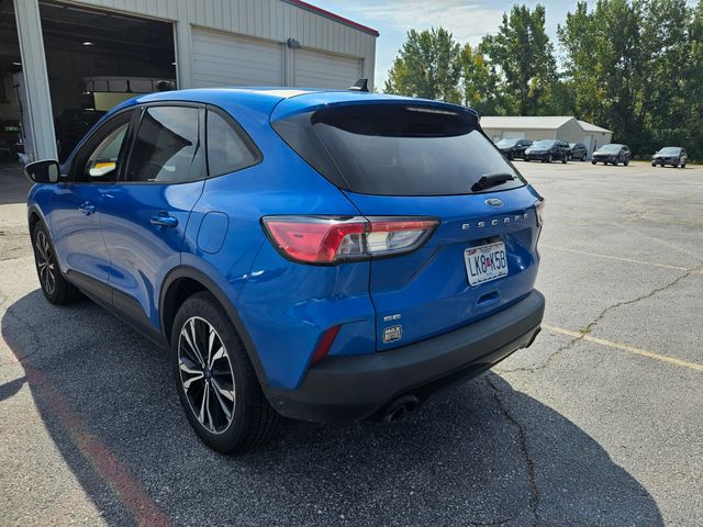2021 Ford Escape SE photo 6