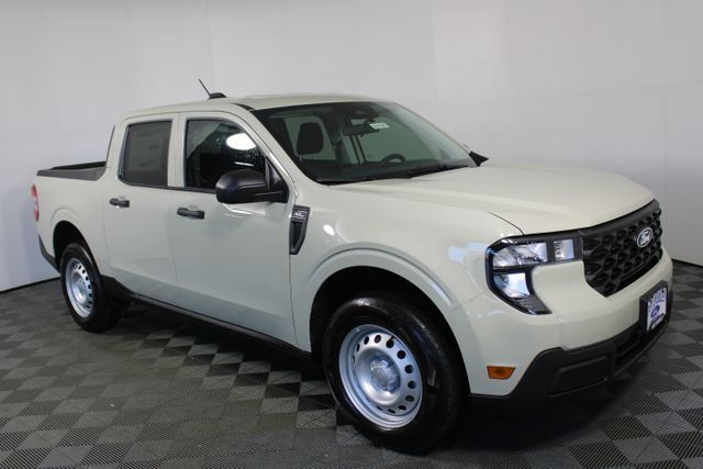 2025 Ford Maverick XL photo 2