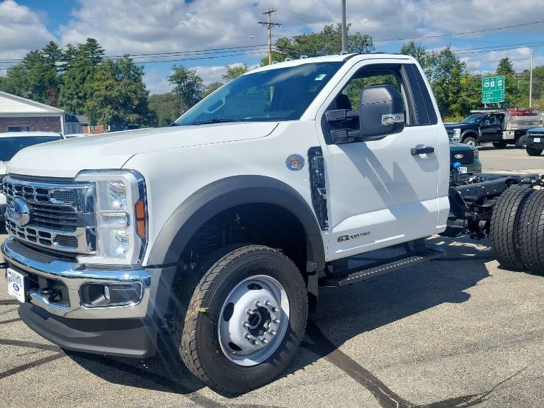 2025 Ford Super Duty F-600 DRW XL