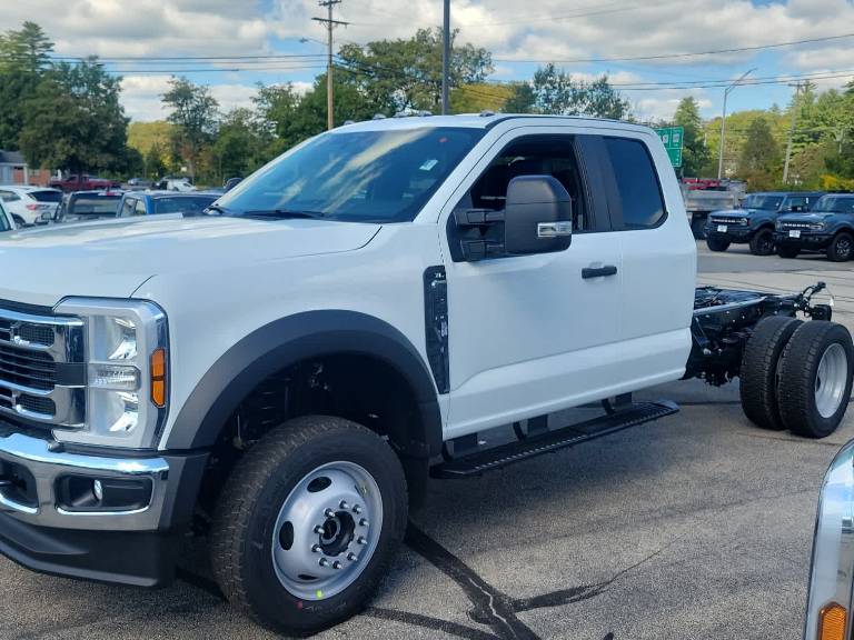 2026 Ford Super Duty F-550 DRW XL