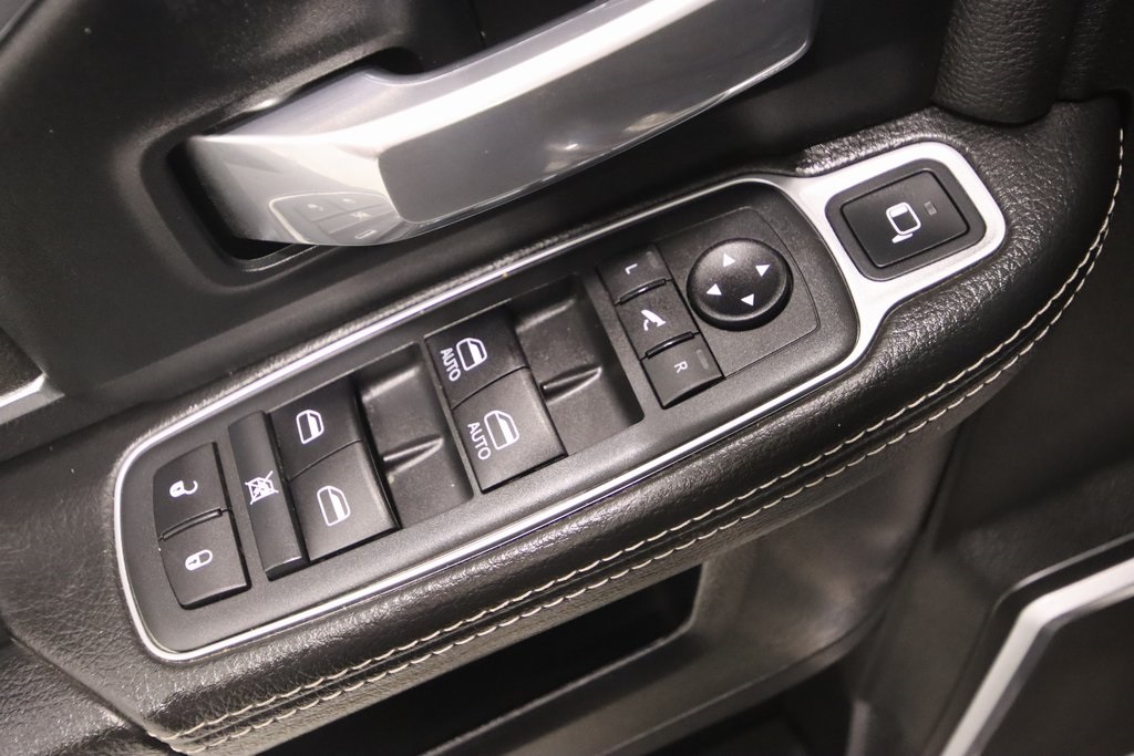 2020 Ram 3500 Laramie photo 12