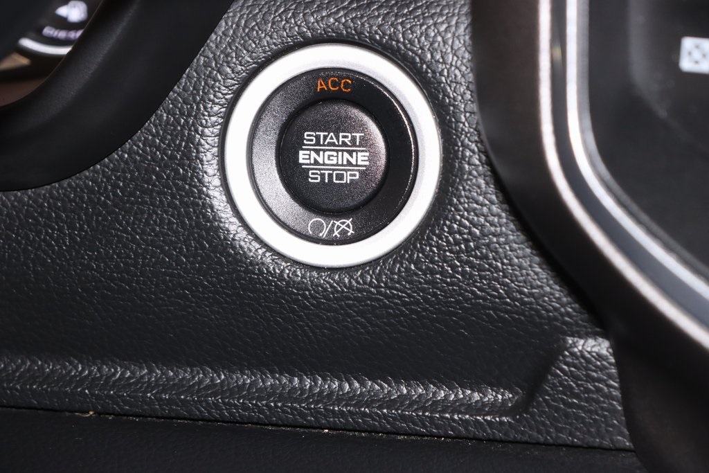 2020 Ram 3500 Laramie photo 28