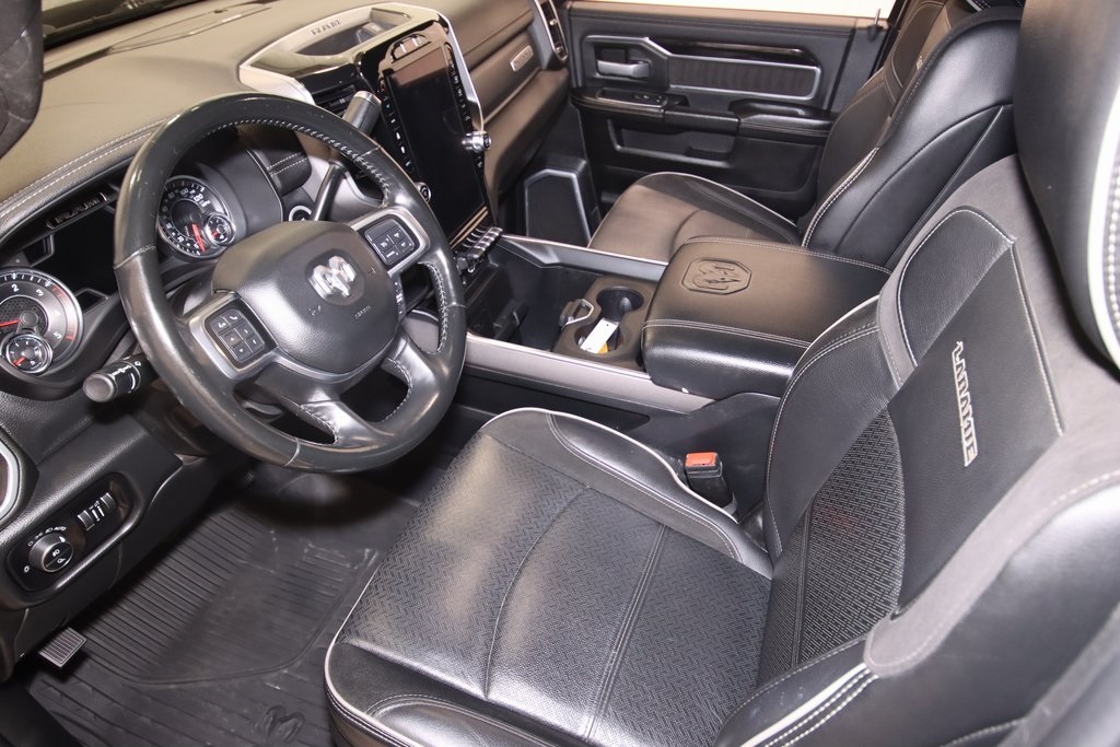 2020 Ram 3500 Laramie photo 32
