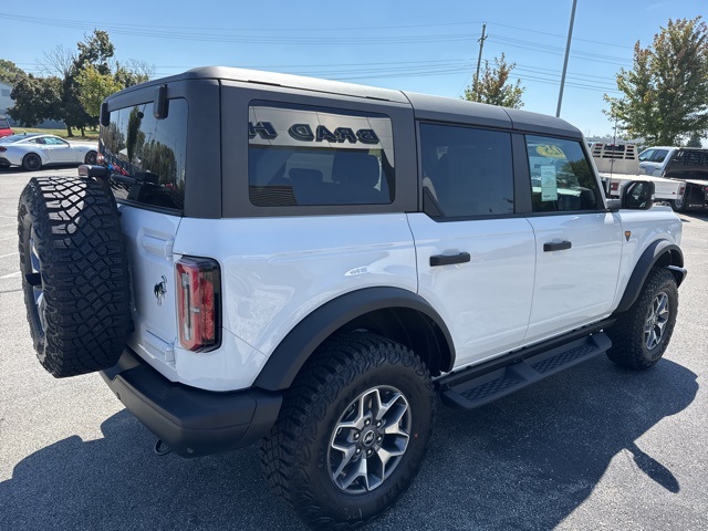 2025 Ford Bronco Badlands photo 6