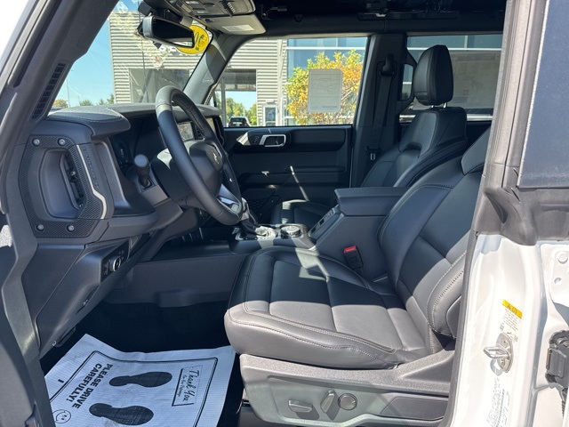 2025 Ford Bronco Badlands photo 21