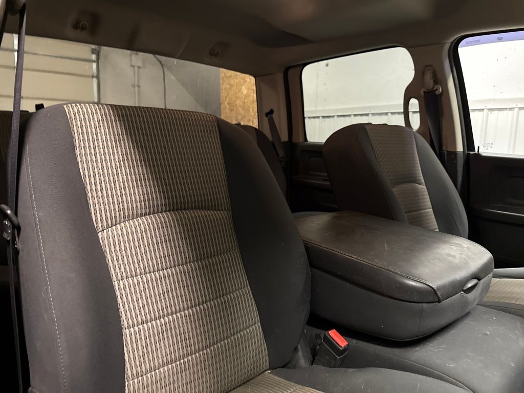 2012 Ram 2500 ST photo 16