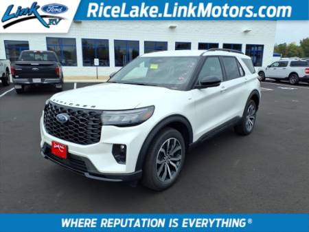 2025 Ford Explorer ST-Line