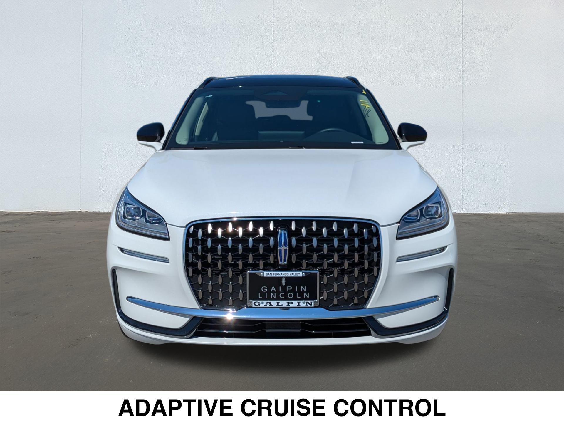 2025 Lincoln Corsair Grand Touring photo 4