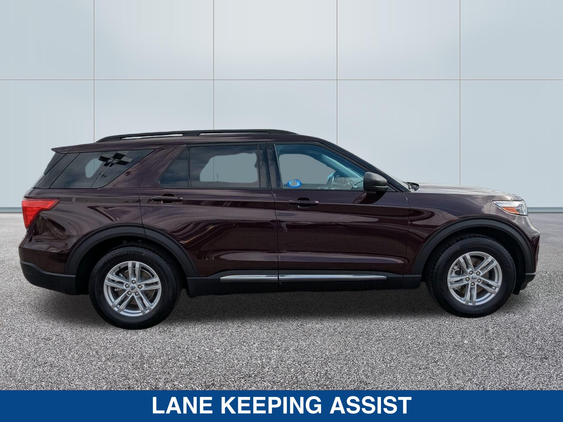 2022 Ford Explorer XLT photo 6