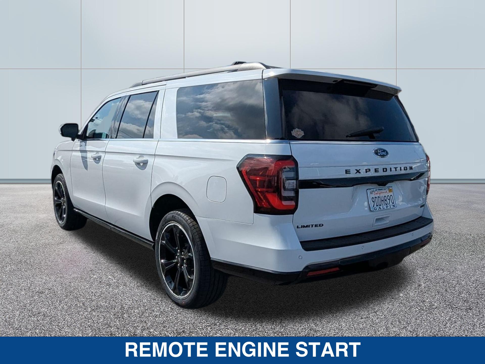 2022 Ford Expedition Limited MAX photo 3