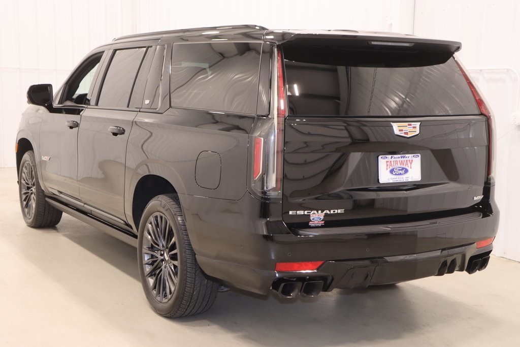 2023 Cadillac Escalade ESV V-Series photo 7