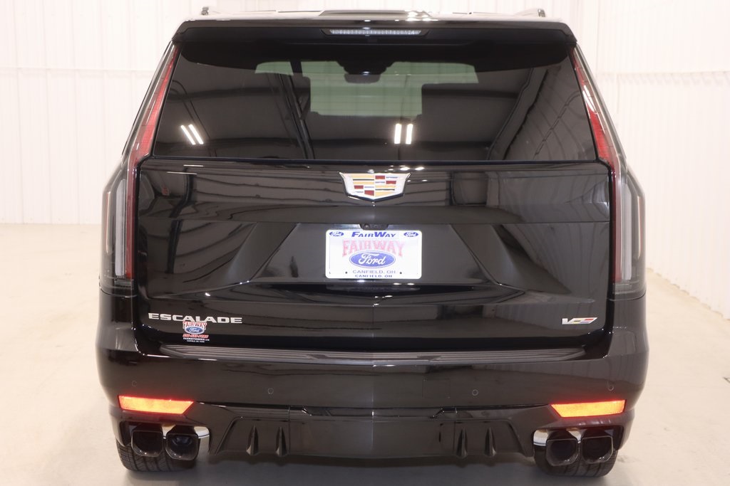 2023 Cadillac Escalade ESV V-Series photo 8