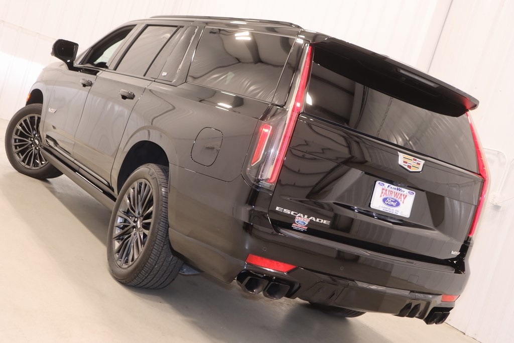 2023 Cadillac Escalade ESV V-Series photo 43