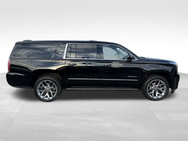 2019 Gmc Yukon XL Denali photo 2