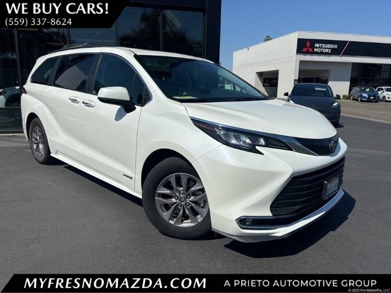 2021 Toyota Sienna XLE