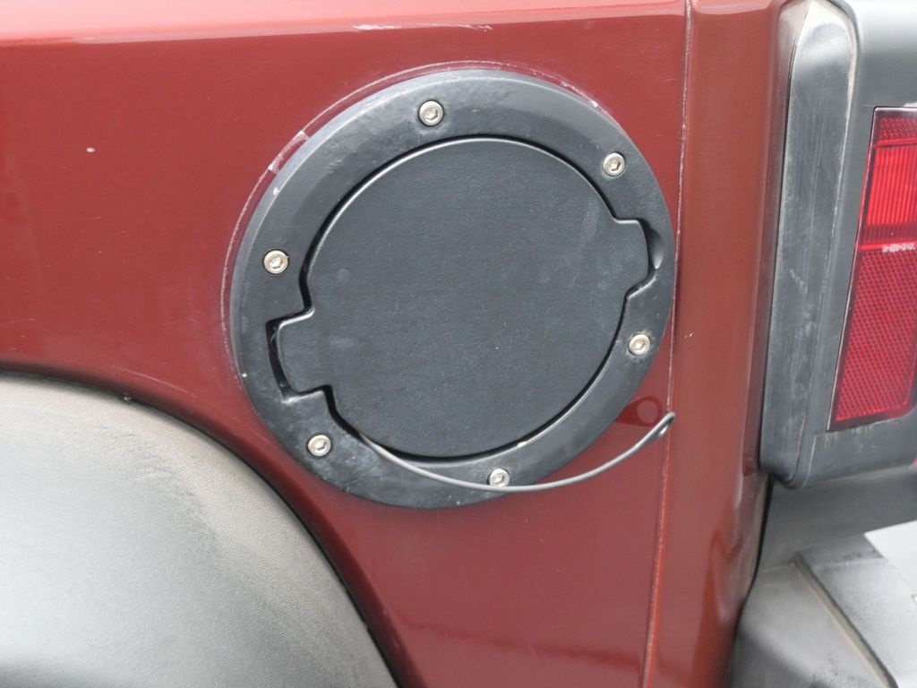 2008 Jeep Wrangler X photo 2