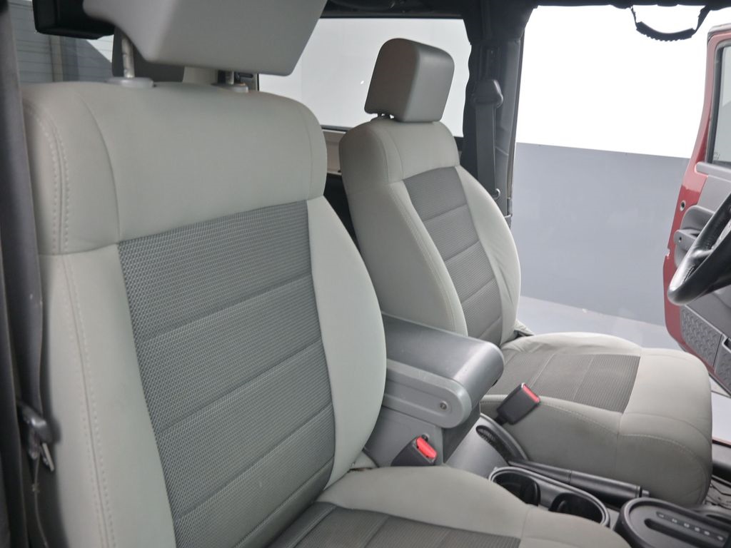 2008 Jeep Wrangler X photo 10