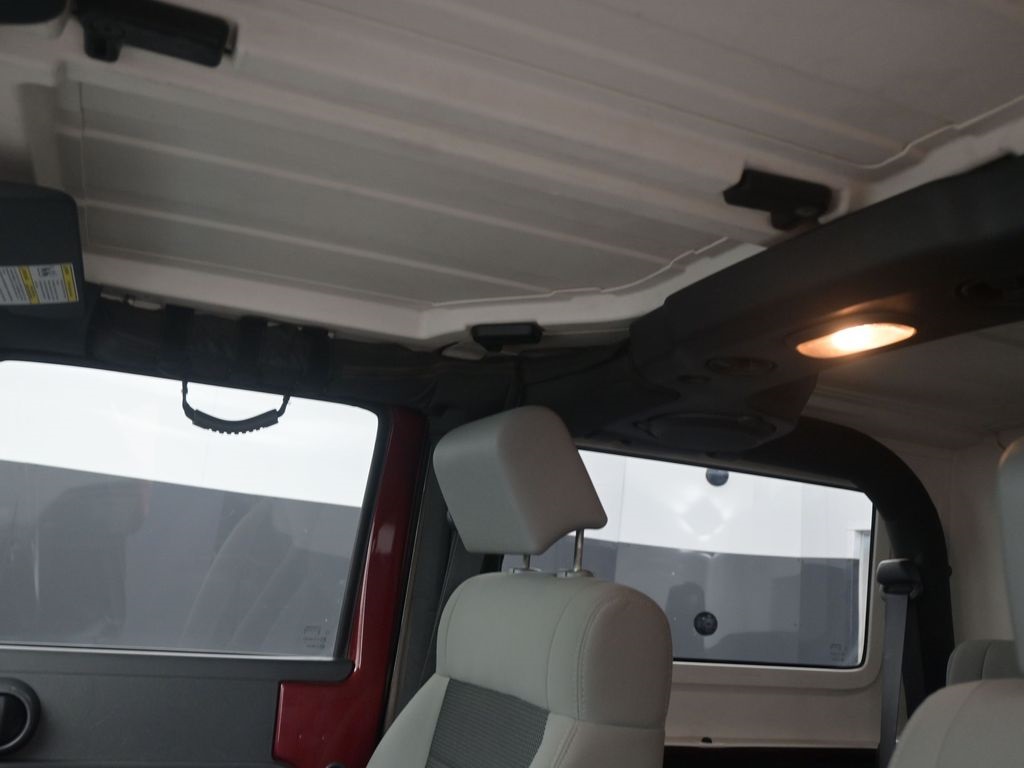 2008 Jeep Wrangler X photo 21
