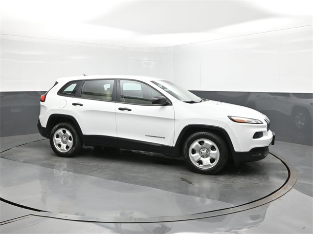 2015 Jeep Cherokee Sport photo 15