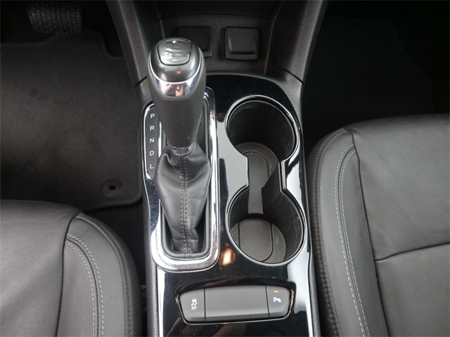 2017 Chevrolet Cruze LT photo 3
