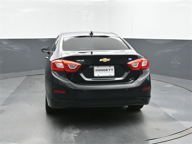 2017 Chevrolet Cruze LT photo 8