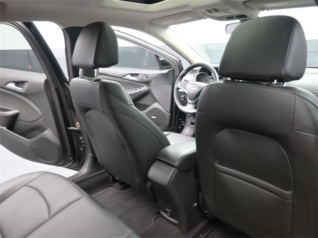 2017 Chevrolet Cruze LT photo 25