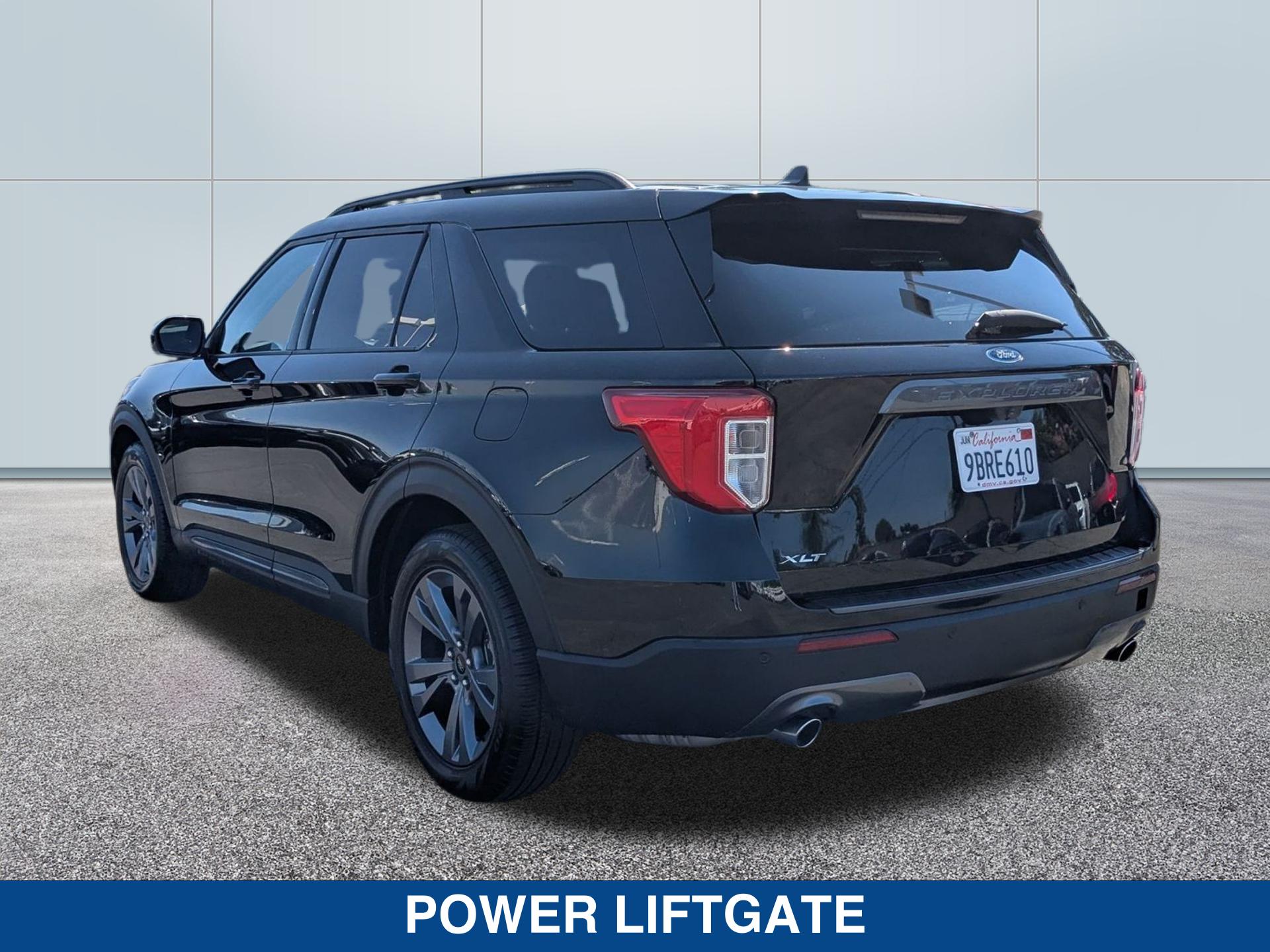 2022 Ford Explorer XLT photo 3