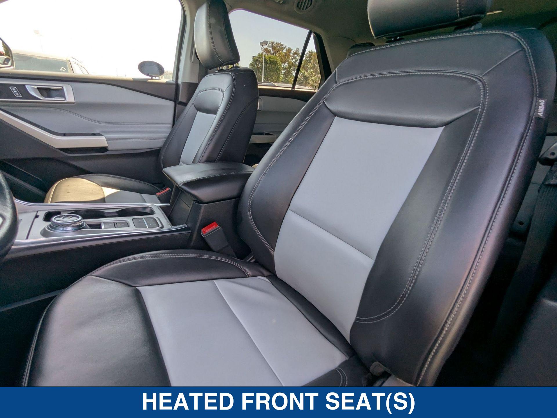 2022 Ford Explorer XLT photo 13