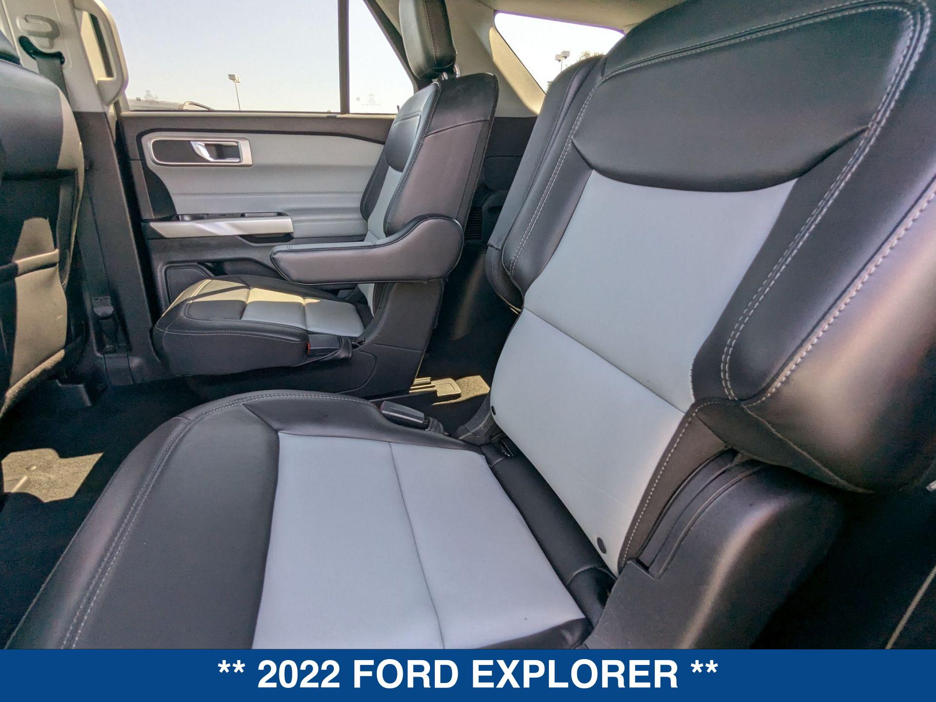 2022 Ford Explorer XLT photo 20