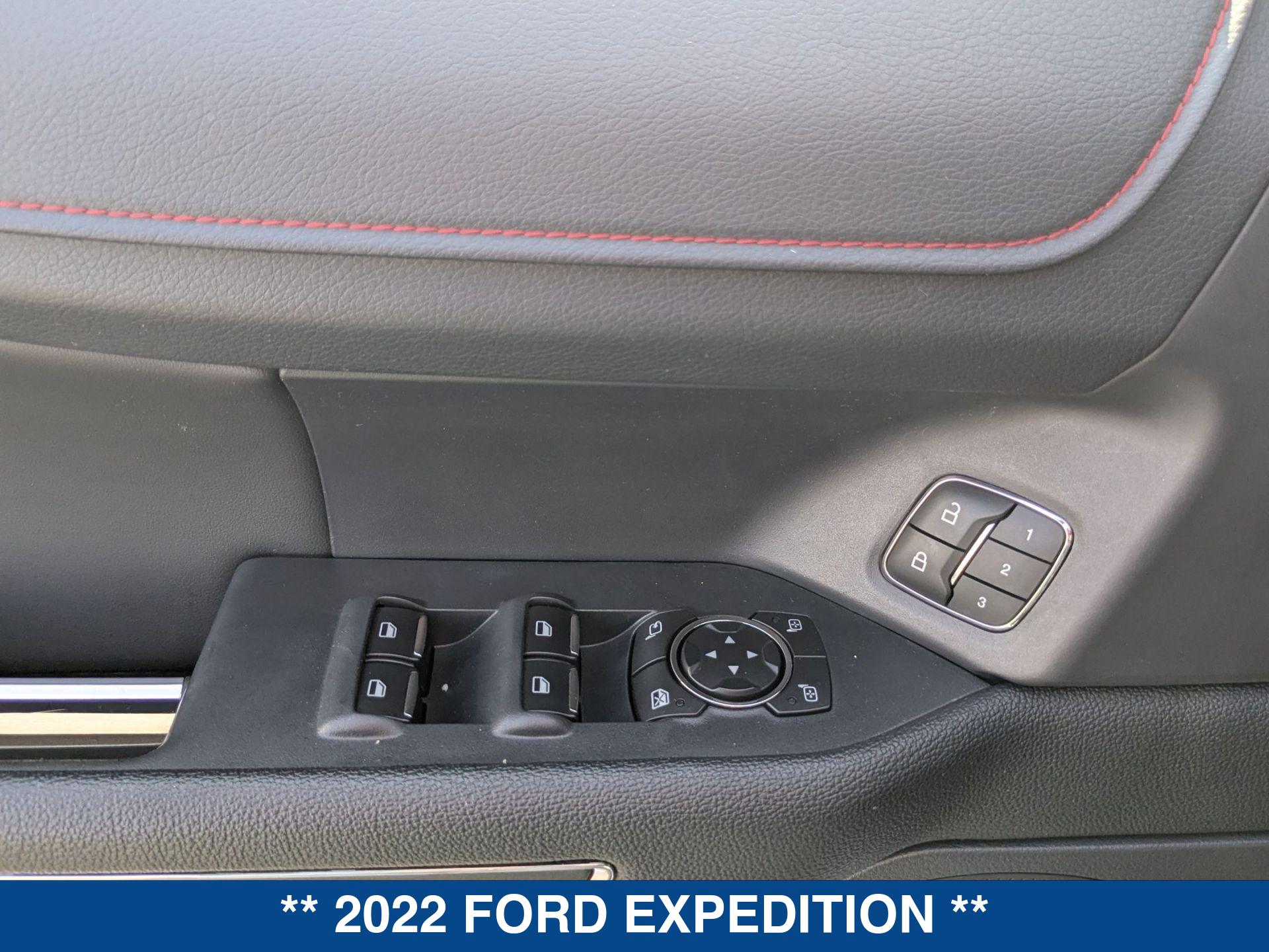 2022 Ford Expedition Limited MAX photo 9