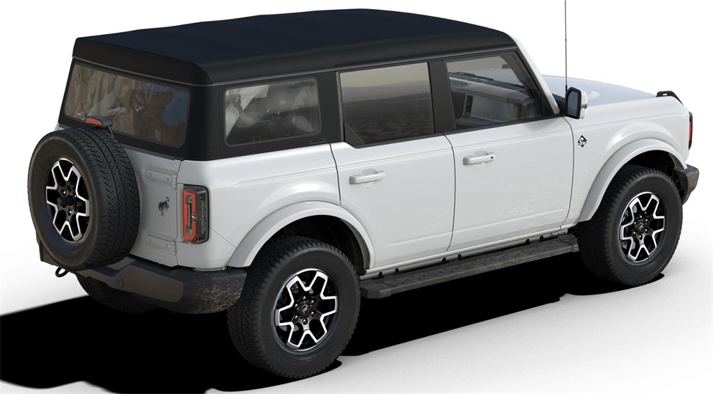 2025 Ford Bronco Outer Banks photo 3