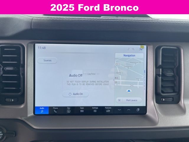 2025 Ford Bronco Outer Banks photo 14