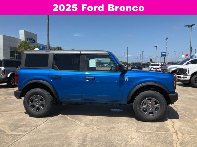 2025 Ford Bronco Big Bend photo 6