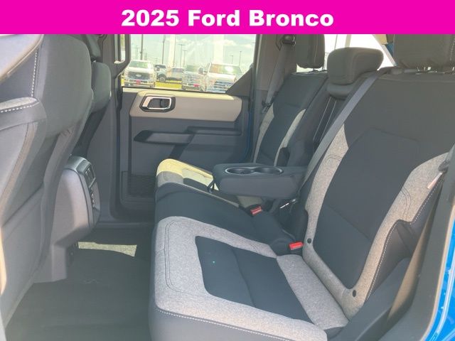 2025 Ford Bronco Big Bend photo 13