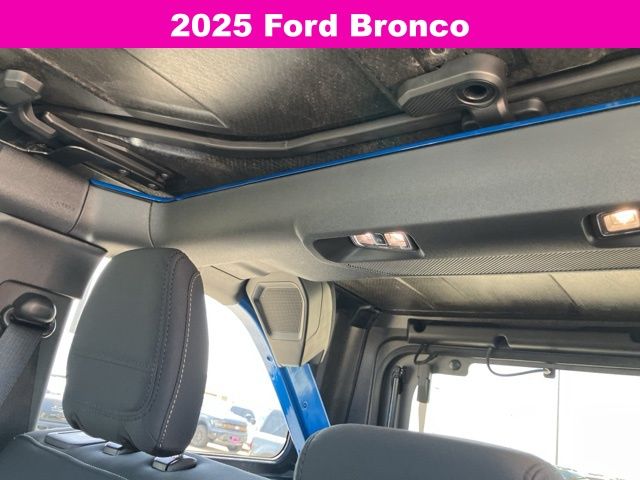 2025 Ford Bronco Big Bend photo 14