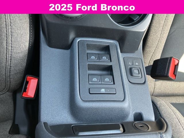 2025 Ford Bronco Big Bend photo 18
