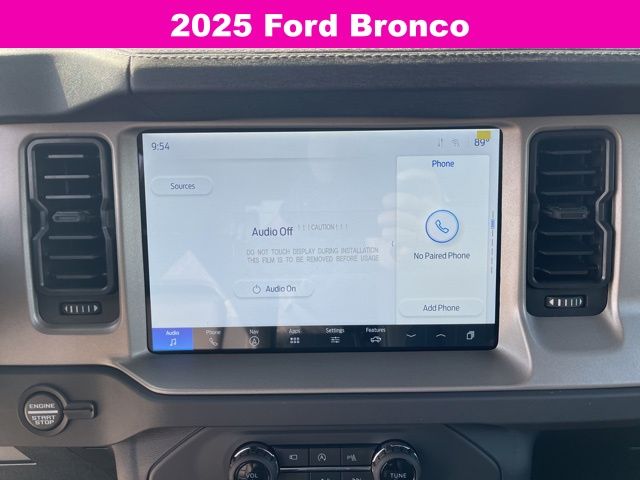 2025 Ford Bronco Outer Banks photo 15