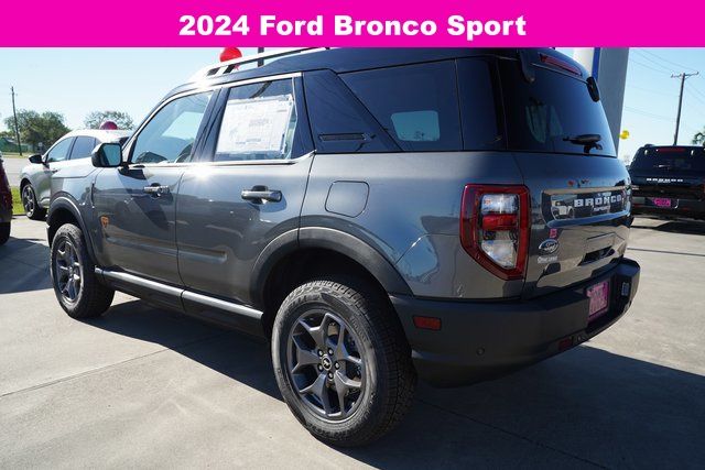 2024 Ford Bronco Sport Badlands photo 5