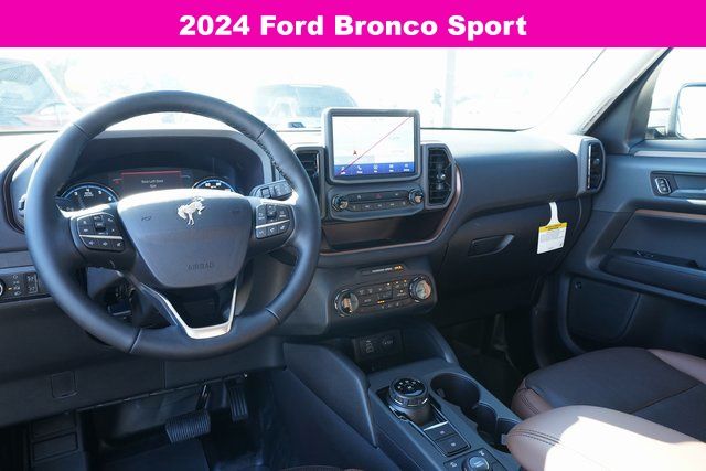 2024 Ford Bronco Sport Badlands photo 12