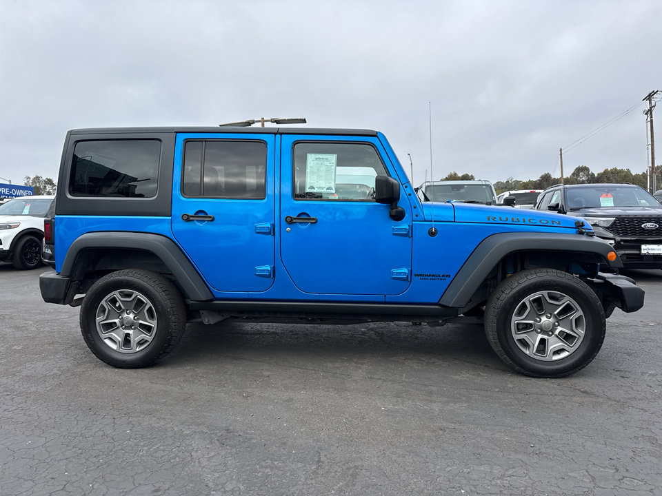 2015 Jeep Wrangler Unlimited Rubicon photo 6