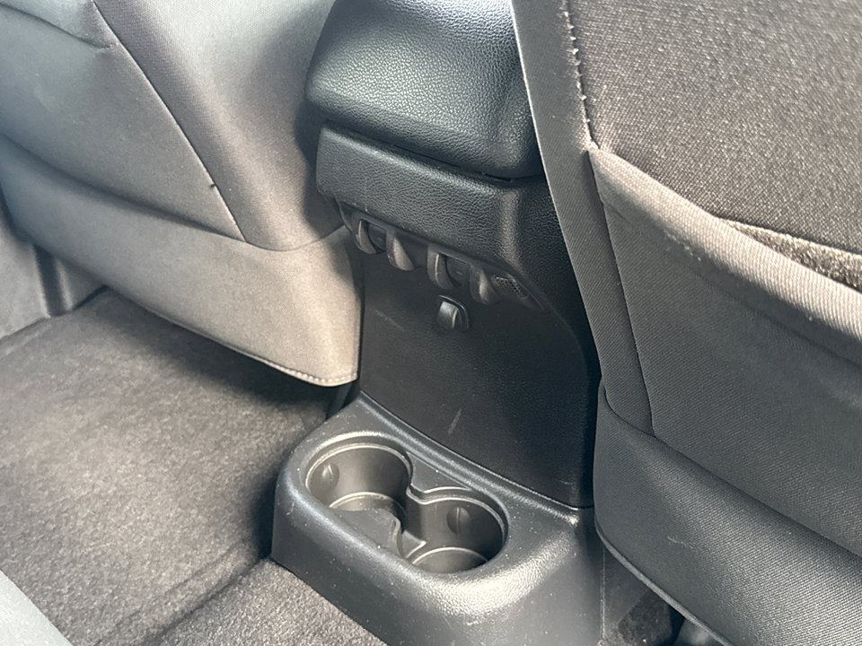 2015 Jeep Wrangler Unlimited Rubicon photo 14