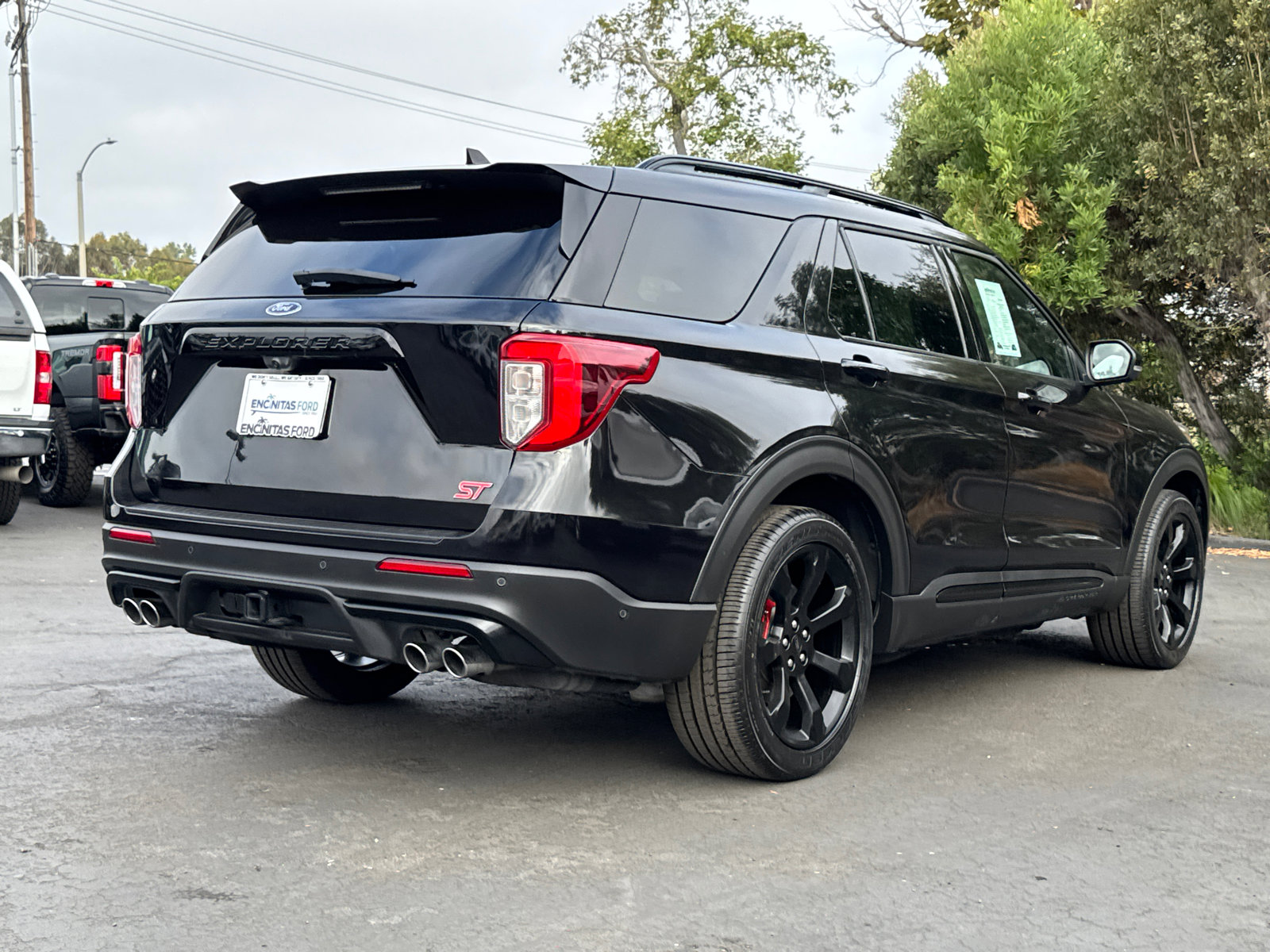 2020 Ford Explorer ST photo 8