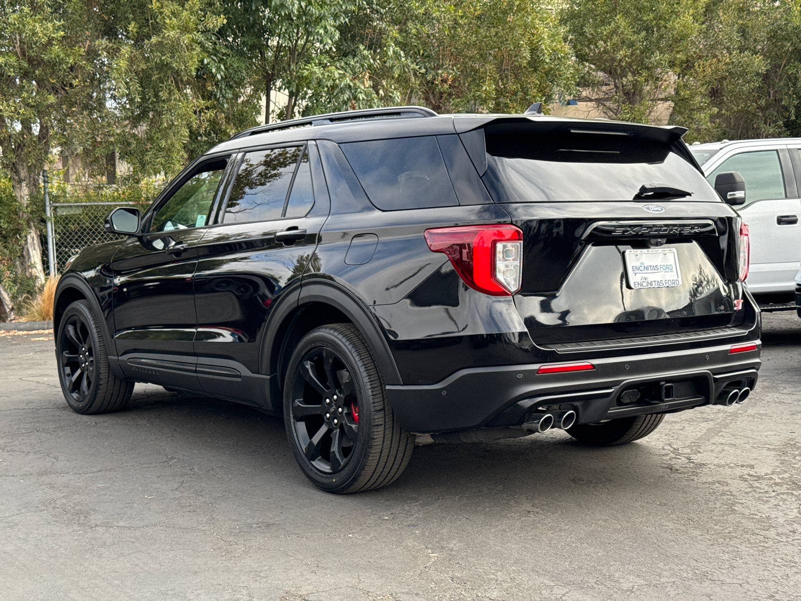 2020 Ford Explorer ST photo 10