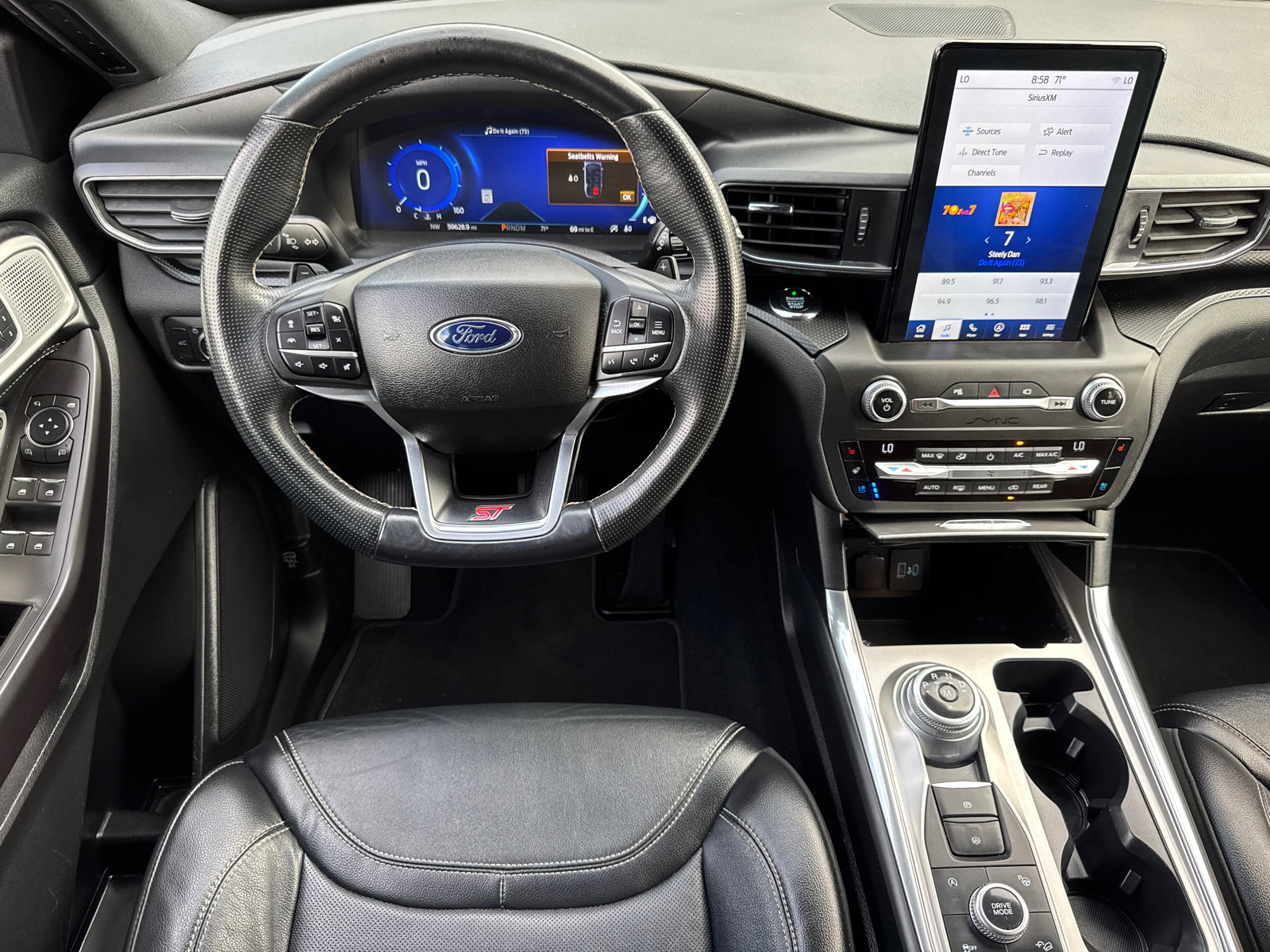 2020 Ford Explorer ST photo 22
