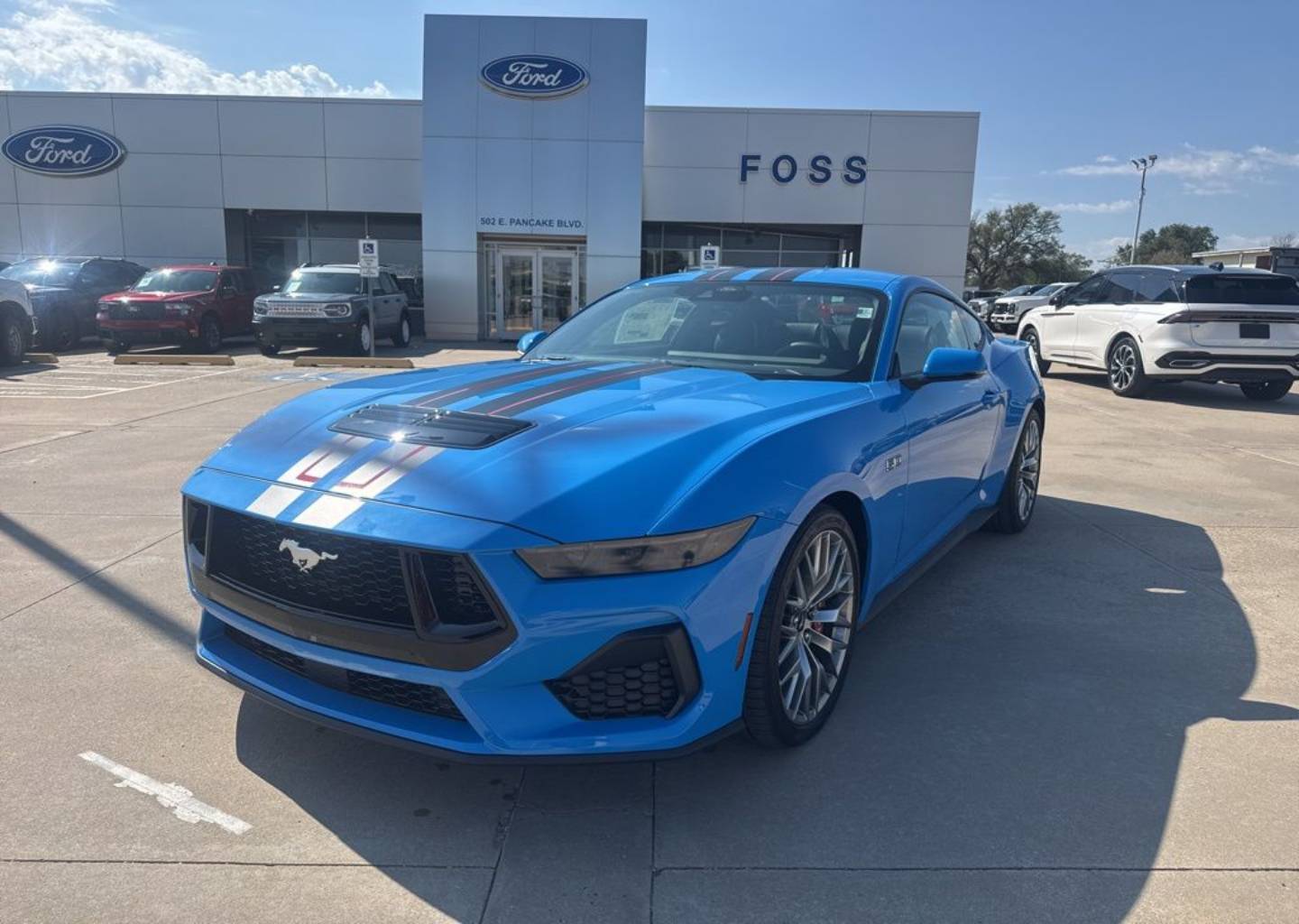 2025 Ford Mustang GT Premium's photo