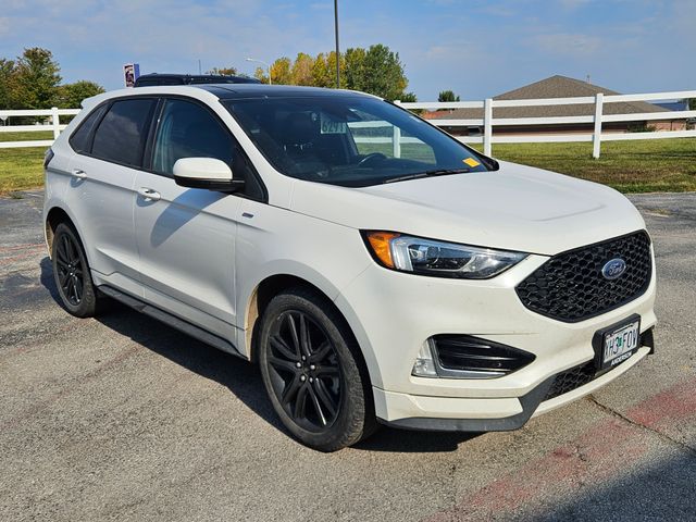 2021 Ford Edge