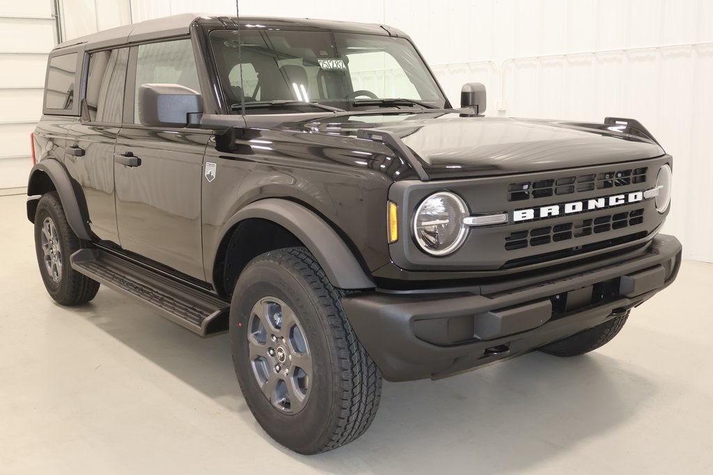 2025 Ford Bronco Big Bend photo 2