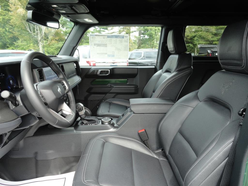 2025 Ford Bronco Badlands photo 11